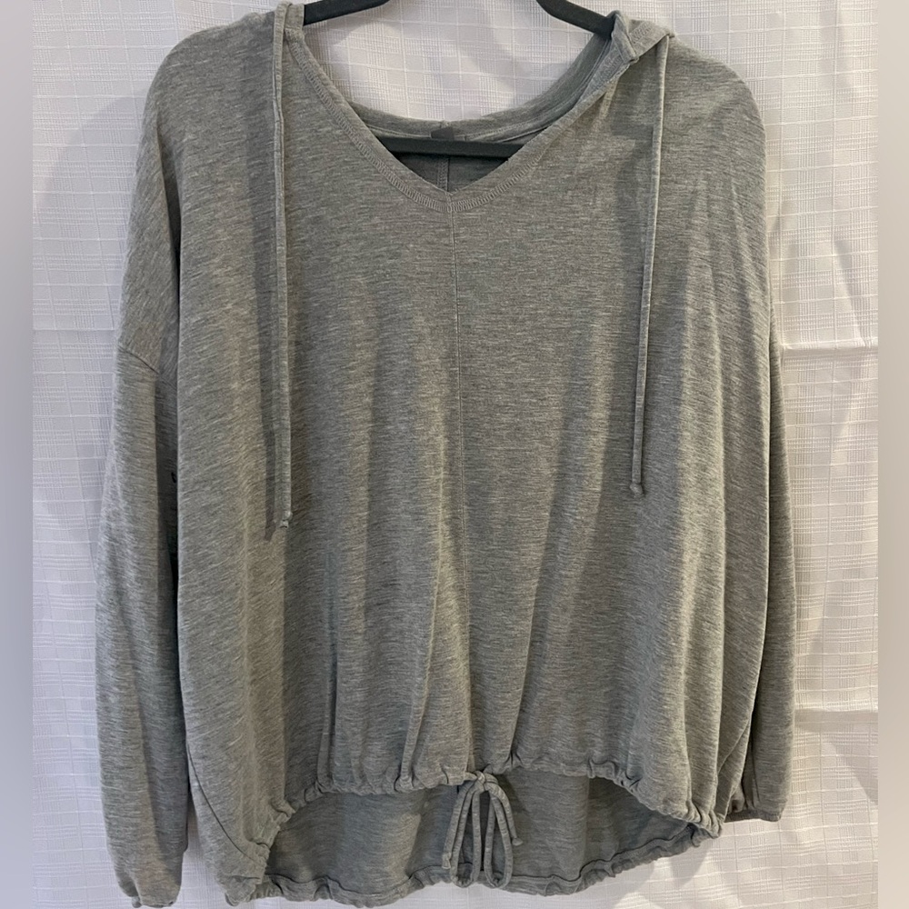 Arie Sweatshirt